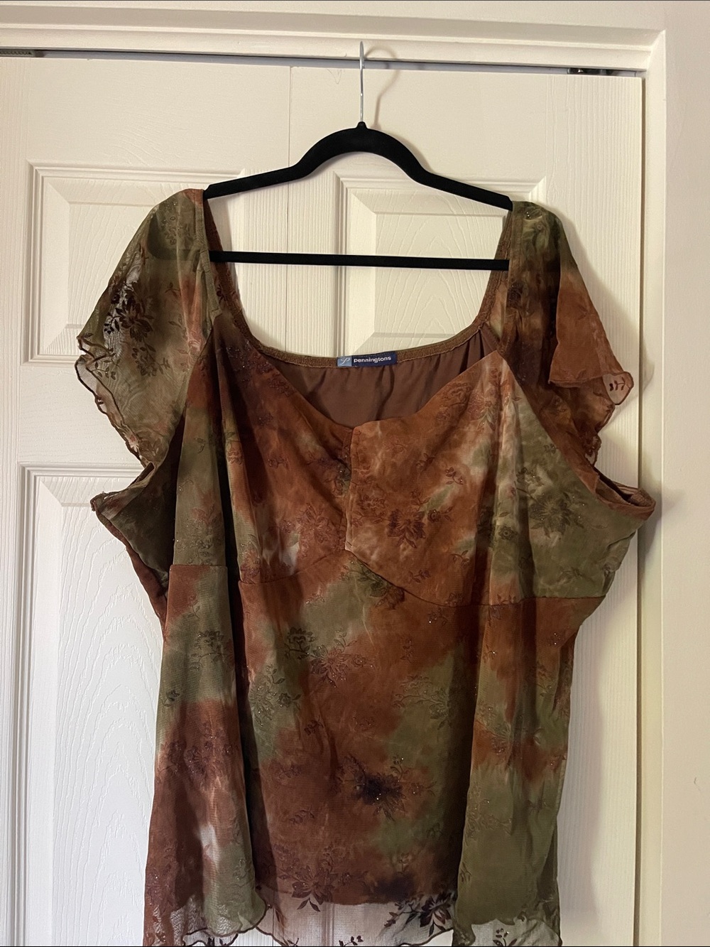 Sleeved Sheer Blouse in Olive-Brown